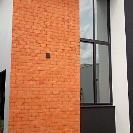 Linda Casa Moderna E Ampla Villa Presidente Prudente Buitenkant foto